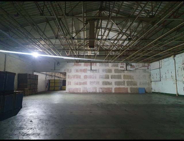 3,010M² FACTORY TO LET IN BELLVILLE SOUTH INDUSTRIA